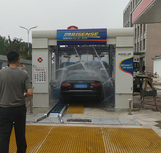 河北加油站安装日森隧道式自动洗车机